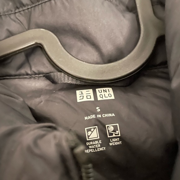 Uniqlo light jacket - Picture 3 of 3